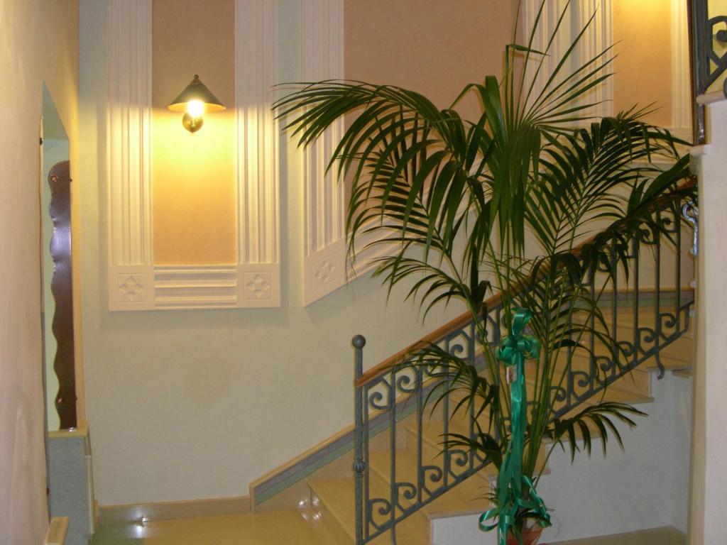 Hotel Eden Napels Buitenkant foto